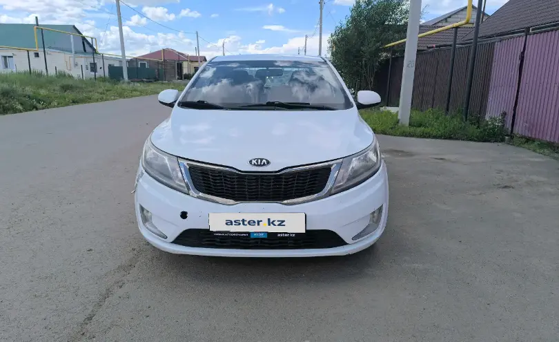 Kia Rio 2014 года за 2 800 000 тг. в Астана фото 2