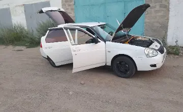 LADA (ВАЗ) Priora 2014 года за 2 450 000 тг. в Восточно-Казахстанская область фото 4