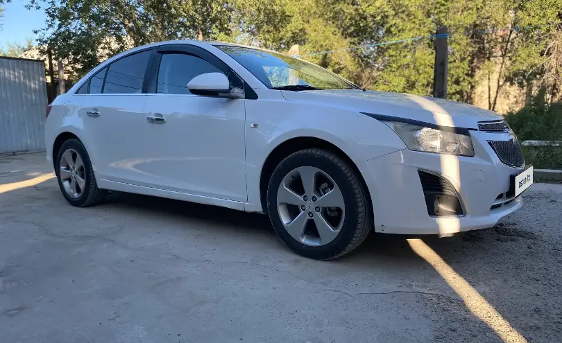 Chevrolet Cruze 2013 года за 3 500 000 тг. в Атырауская область фото 2
