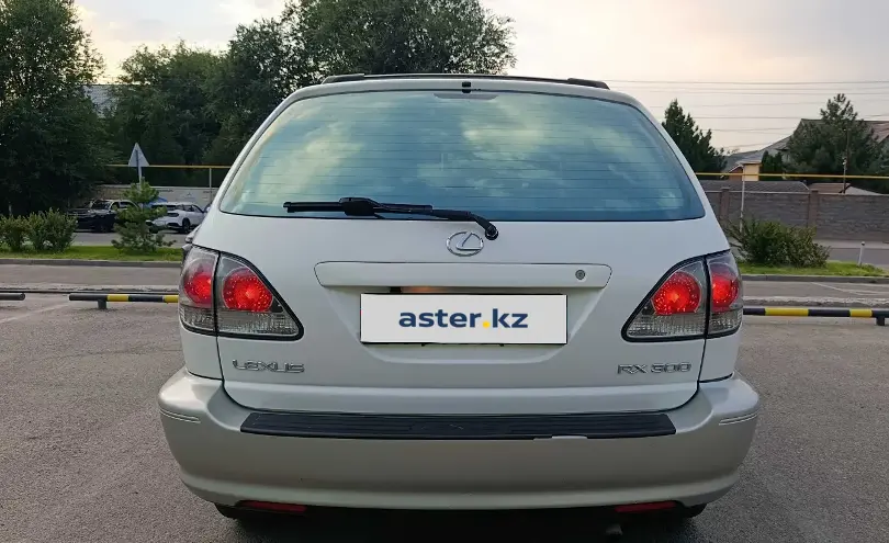 Lexus RX 2001 года за 6 400 000 тг. в Алматы