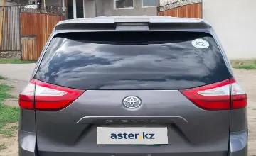 Toyota Sienna 2018 года за 13 500 000 тг. в Алматы фото 3