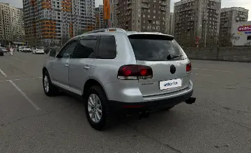 Volkswagen Touareg 2008 года за 6 800 000 тг. в Алматы фото 3