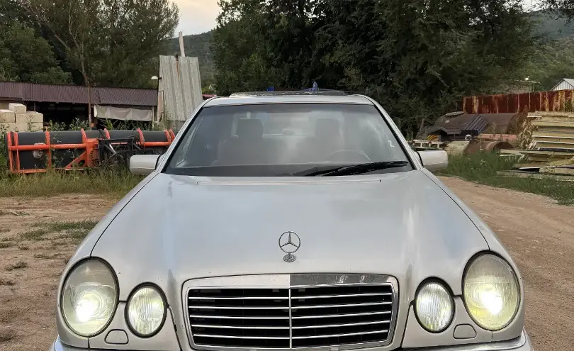 Mercedes-Benz E-Класс 1997 года за 2 500 000 тг. в Алматы