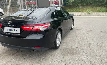 Toyota Camry 2020 года за 10 200 000 тг. в Тараз