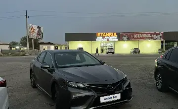 Toyota Camry 2021 года за 12 000 000 тг. в Алматы