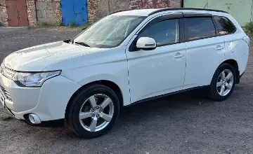 Mitsubishi Outlander 2013 года за 6 100 000 тг. в Караганда фото 1