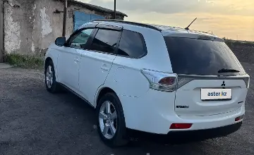 Mitsubishi Outlander 2013 года за 6 100 000 тг. в Караганда фото 4