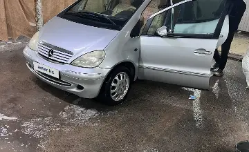 Mercedes-Benz A-Класс 2003 года за 2 300 000 тг. в Астана фото 2