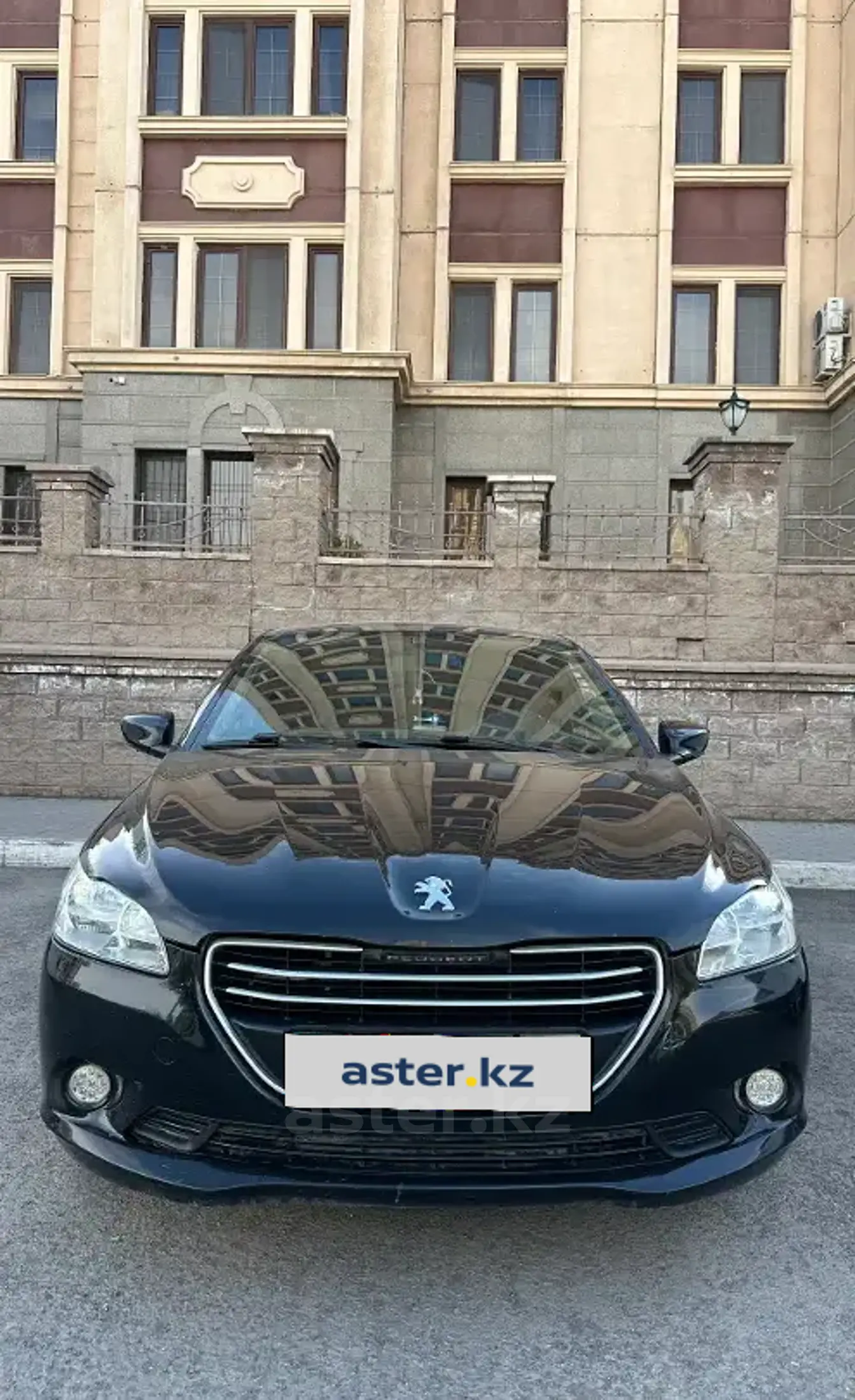 Peugeot 301 2016 года за 3 400 000 тг. в Астана фото 2