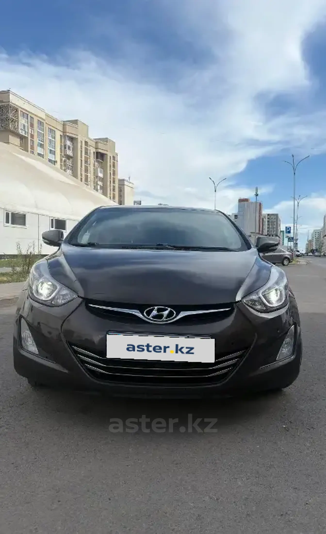 Hyundai Elantra 2015 года за 6 200 000 тг. в Астана фото 2