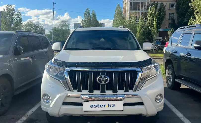 Toyota Land Cruiser Prado 2014 года за 18 000 000 тг. в Астана