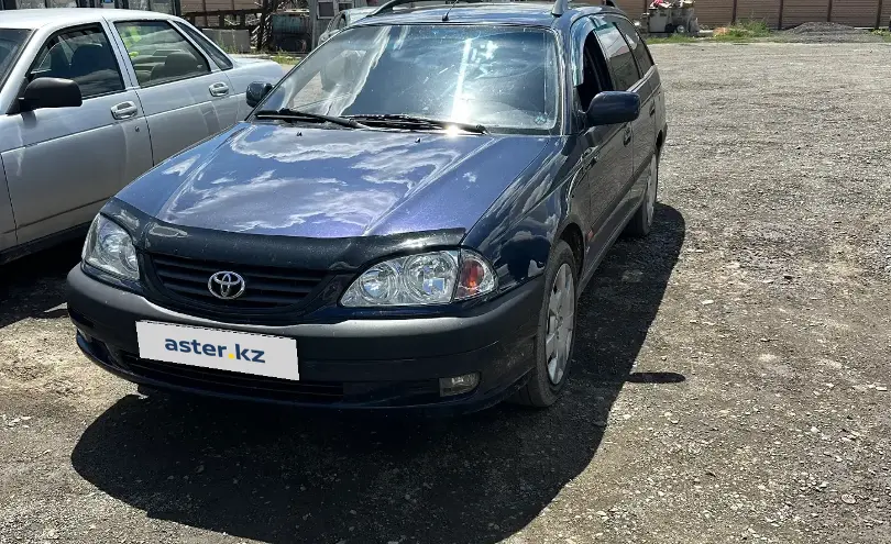Toyota Avensis 2000 года за 3 200 000 тг. в Семей