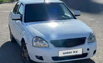 LADA (ВАЗ) Priora 2013 года за 1 700 000 тг. в Астана фото 3