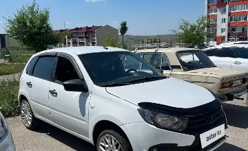 LADA (ВАЗ) Granta 2018 года за 2 900 000 тг. в Усть-Каменогорск фото 3
