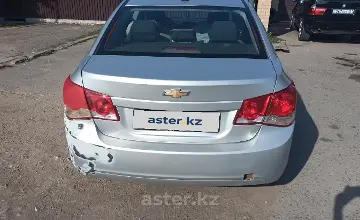 Chevrolet Cruze 2012 года за 3 800 000 тг. в Астана фото 3