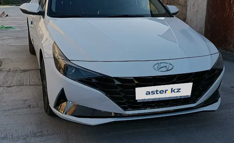 Hyundai Elantra 2021 года за 7 900 000 тг. в Шымкент
