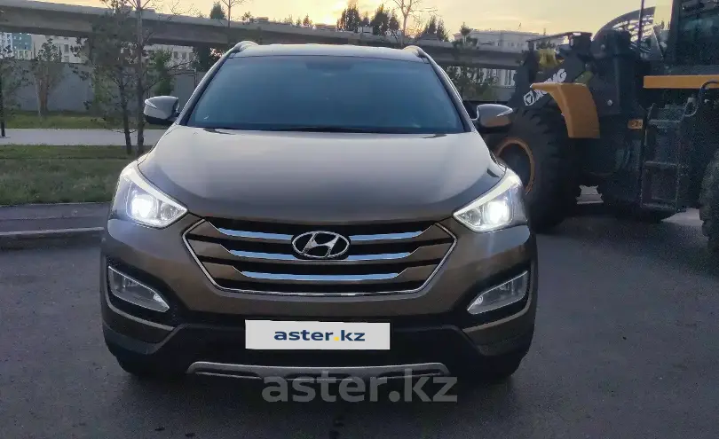 Hyundai Santa Fe 2012 года за 8 000 000 тг. в Астана