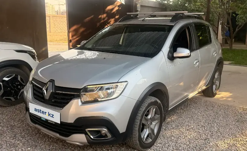 Renault Sandero 2019 года за 5 500 000 тг. в Шымкент