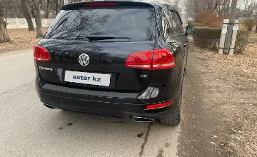 Volkswagen Touareg 2010 года за 10 500 000 тг. в Алматы фото 3