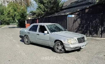 Mercedes-Benz E-Класс 1993 года за 900 000 тг. в Талдыкорган фото 3