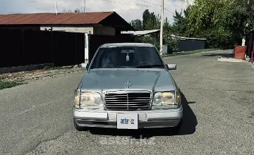 Mercedes-Benz E-Класс 1993 года за 900 000 тг. в Талдыкорган фото 2
