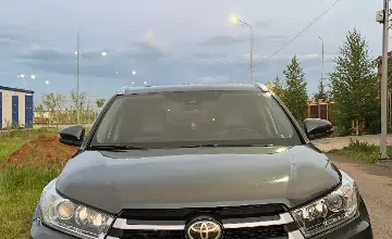 Toyota Highlander 2019 года за 18 000 000 тг. в Астана фото 2