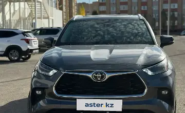 Toyota Highlander 2022 года за 20 000 000 тг. в Актобе фото 3