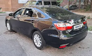Toyota Camry 2015 года за 10 800 000 тг. в Астана