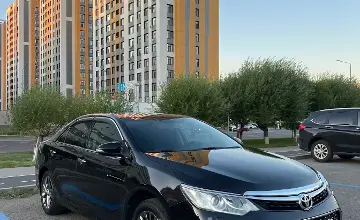 Toyota Camry 2014 года за 10 000 000 тг. в Астана