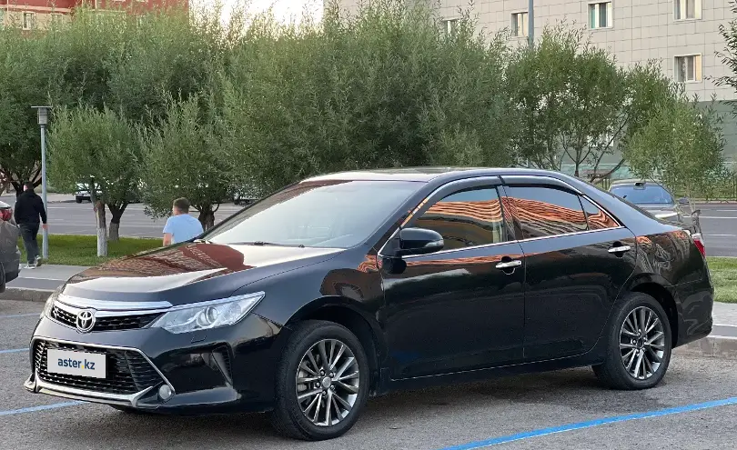 Toyota Camry 2014 года за 10 000 000 тг. в Астана