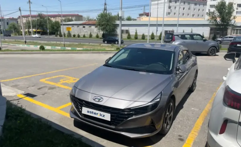 Hyundai Elantra 2023 года за 11 000 000 тг. в Шымкент