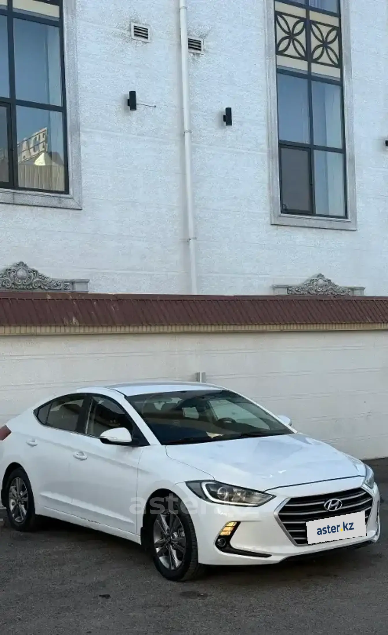 Hyundai Elantra 2018 года за 7 500 000 тг. в Шымкент фото 4