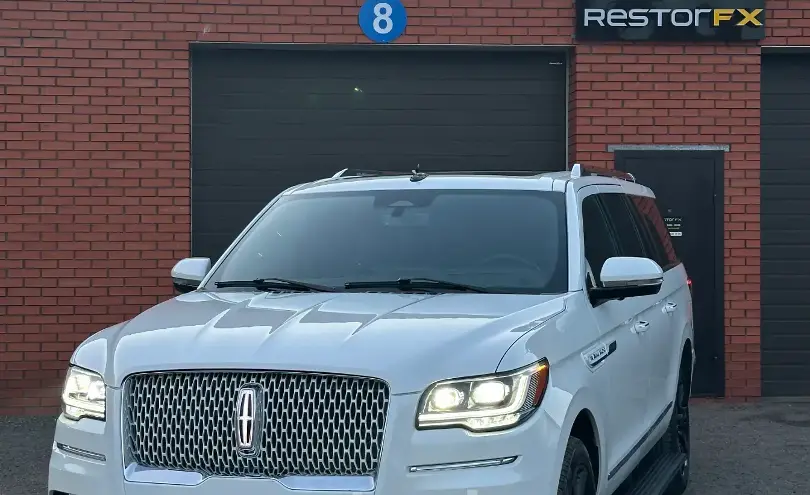 Lincoln Navigator 2024 года за 90 000 000 тг. в Астана