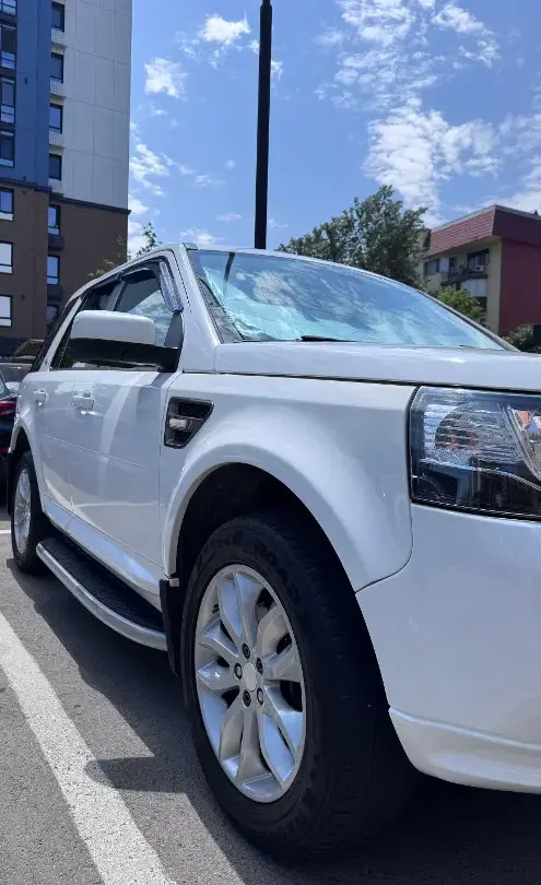Land Rover Freelander 2014 года за 7 500 000 тг. в Алматы фото 2