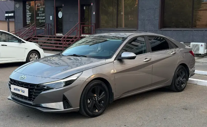 Hyundai Elantra 2023 года за 9 000 000 тг. в Уральск