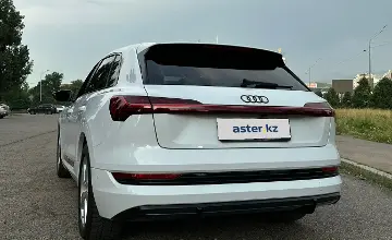 Audi e-tron 2021 года за 18 000 000 тг. в Алматы фото 3