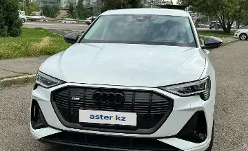 Audi e-tron 2021 года за 18 000 000 тг. в Алматы фото 2