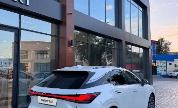 Lexus RX 2024 года за 37 500 000 тг. в Алматы фото 4