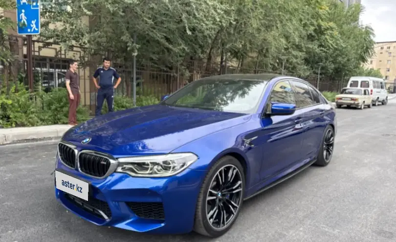 BMW M5 2018 года за 42 000 000 тг. в Шымкент