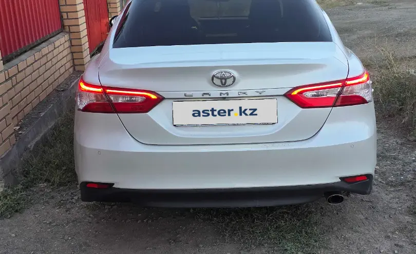 Toyota Camry 2020 года за 12 900 000 тг. в Экибастуз фото 4