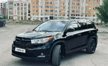 Toyota Highlander 2014 года за 17 000 000 тг. в Караганда фото 1