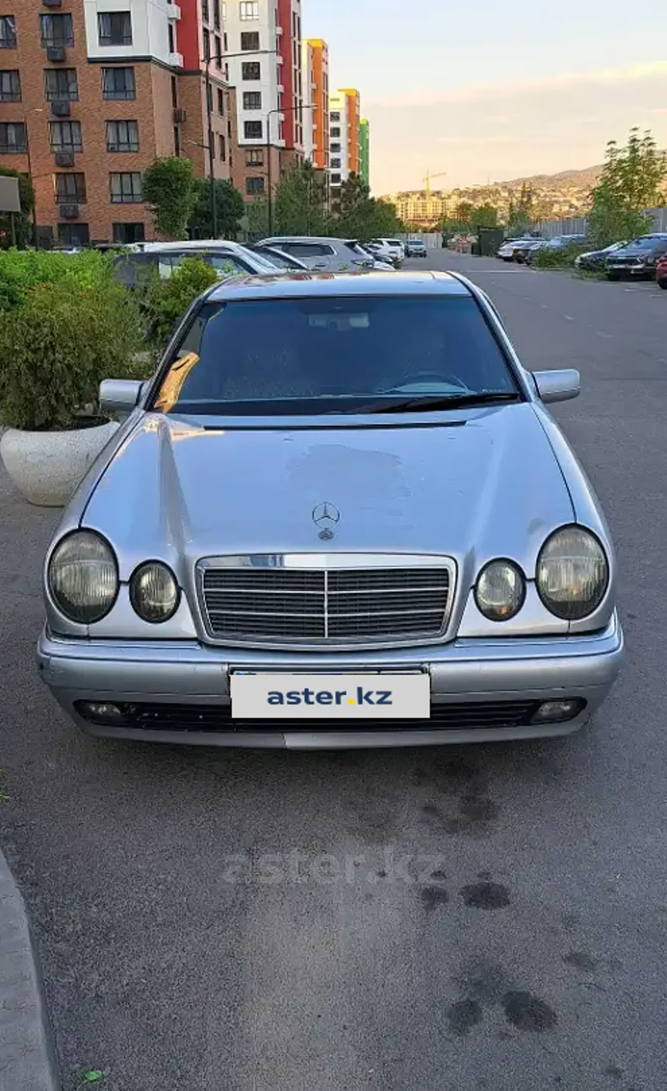 Mercedes-Benz E-Класс 1997 года за 1 800 000 тг. в Алматы фото 1
