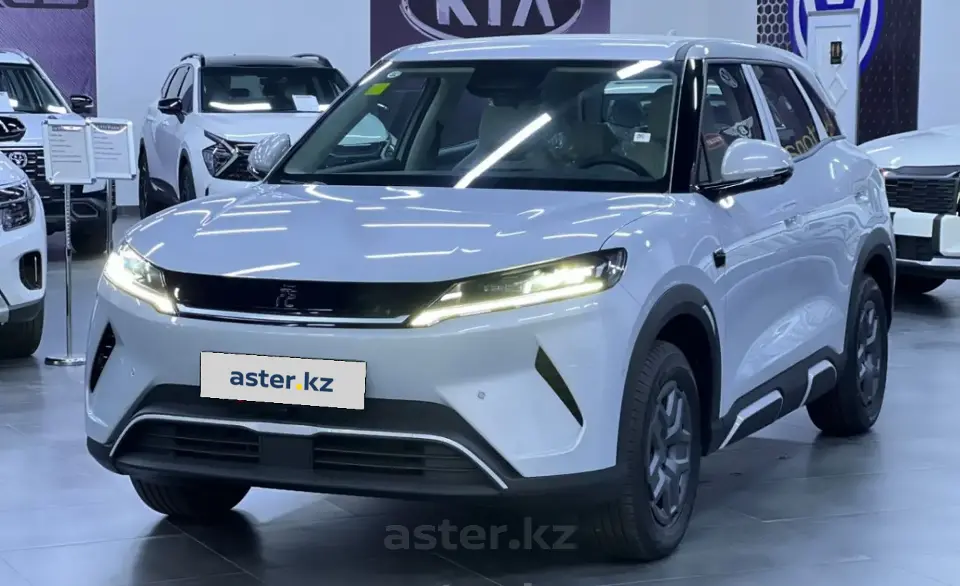 2025 BYD Yuan Up