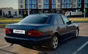 Mercedes-Benz E-Класс 1996 года за 1 400 000 тг. в Астана фото 4