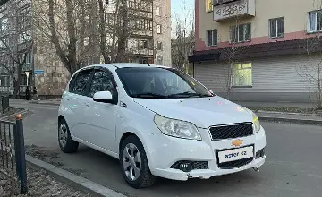 Chevrolet Aveo 2013 года за 3 100 000 тг. в Павлодар фото 2