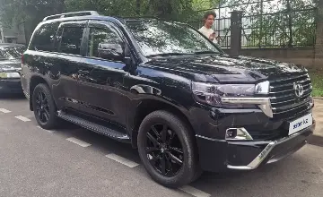 Toyota Land Cruiser 2020 года за 33 500 000 тг. в Алматы фото 3