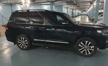 Toyota Land Cruiser 2018 года за 37 000 000 тг. в Алматы фото 3