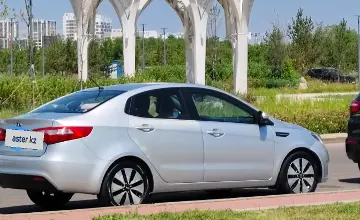 Kia Rio 2014 года за 5 500 000 тг. в Астана фото 2