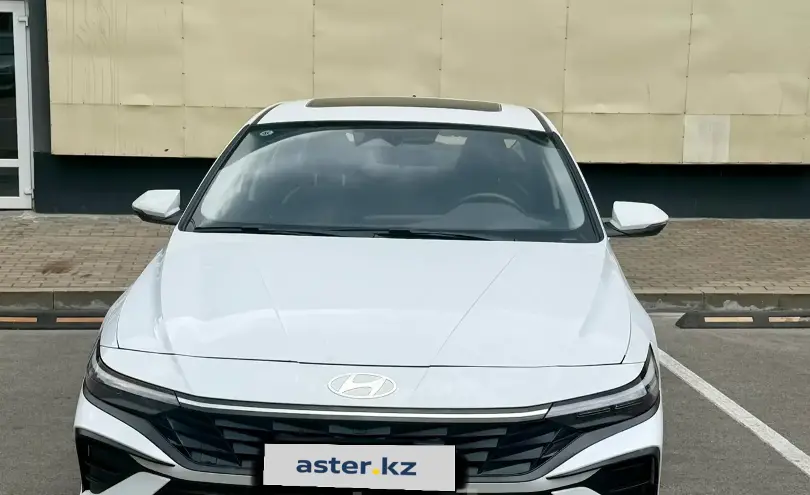 Hyundai Elantra 2024 года за 8 715 000 тг. в Алматы фото 2