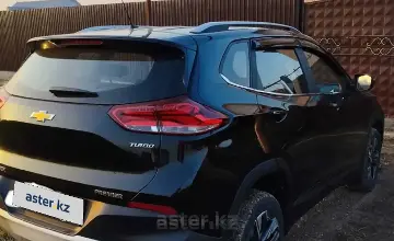 Chevrolet Tracker 2023 года за 7 999 000 тг. в Алматы фото 4